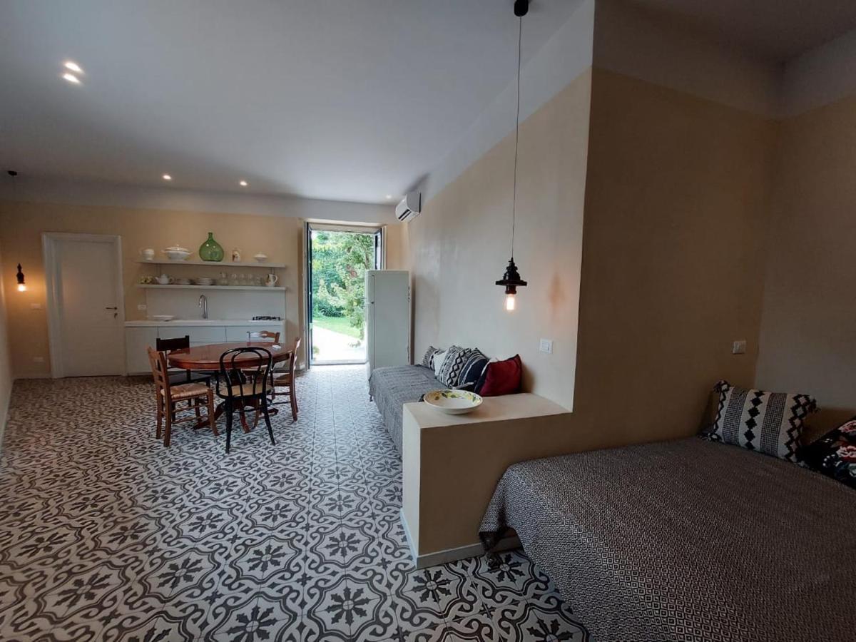 Suasor Villa Acireale Kültér fotó